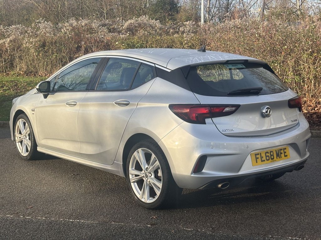 Used Vauxhall Astra 2018 for sale - 76985821: Photo 3