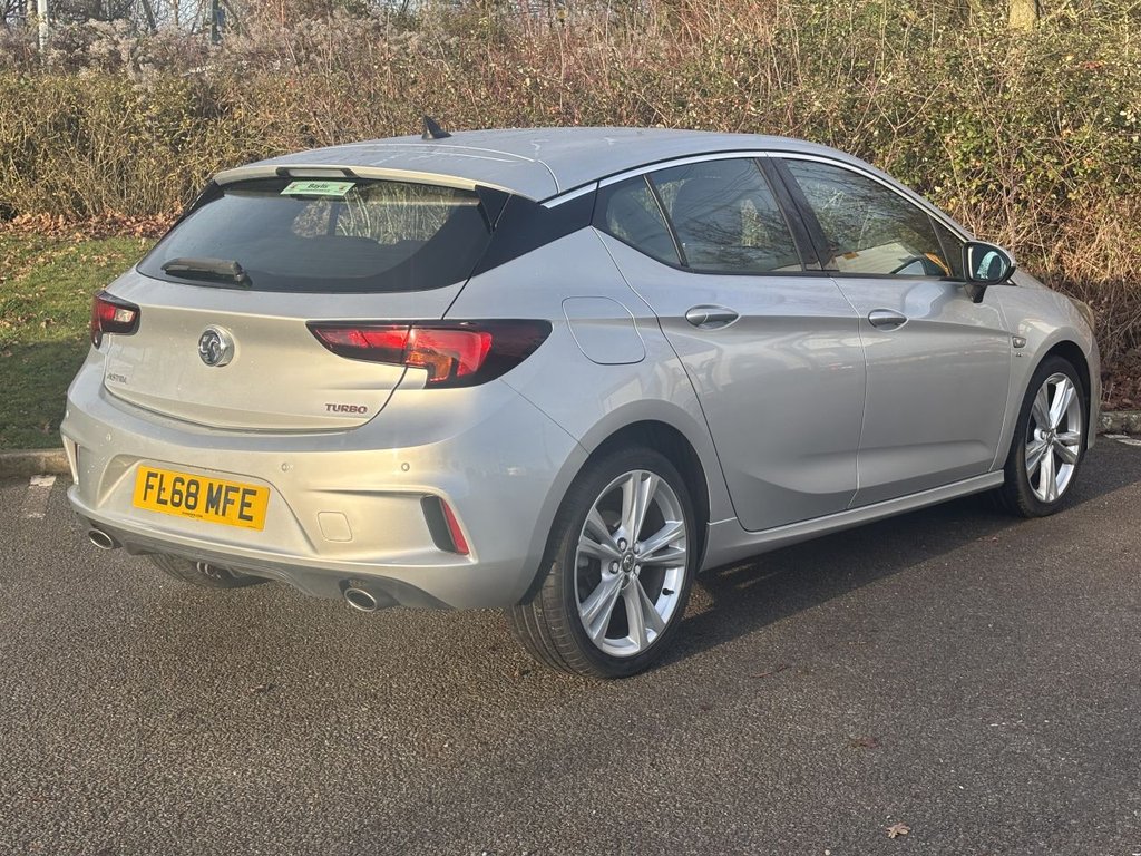 Used Vauxhall Astra 2018 for sale - 76985821: Photo 5