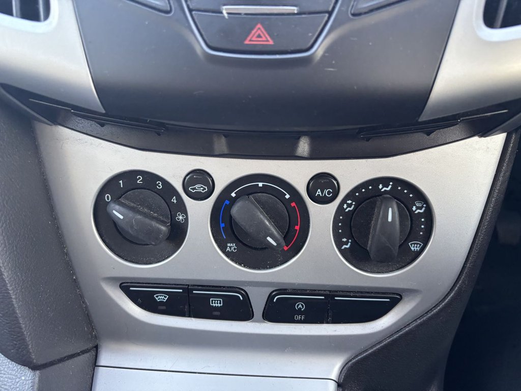 Used Ford Focus 2012 for sale - 76558478: Photo 18