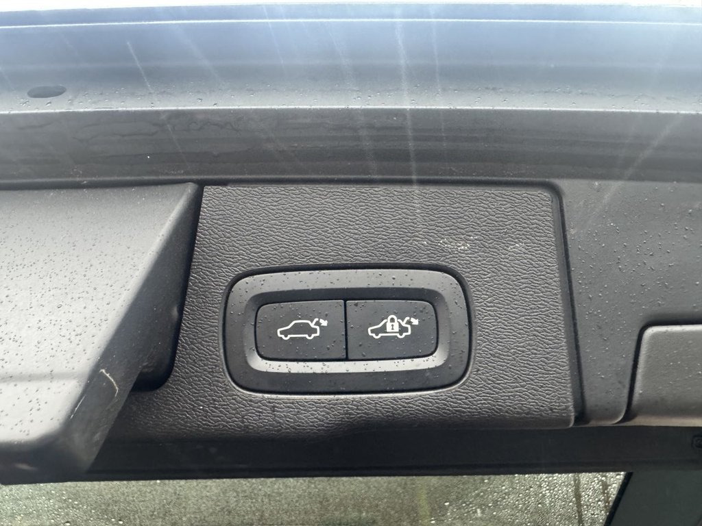 Used Volvo XC60 2021 for sale - 77451716: Photo 12