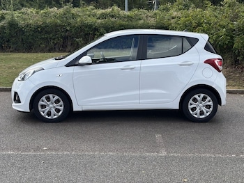Used Hyundai i10 2014 for sale - 75777048: Photo