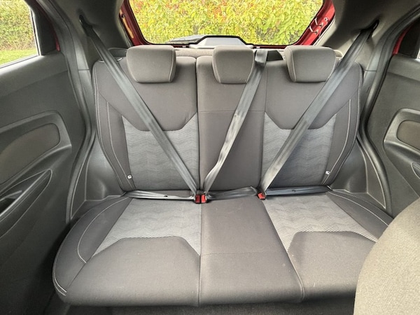 Used Ford Ka+ 2017 for sale - 76147298: Photo 10