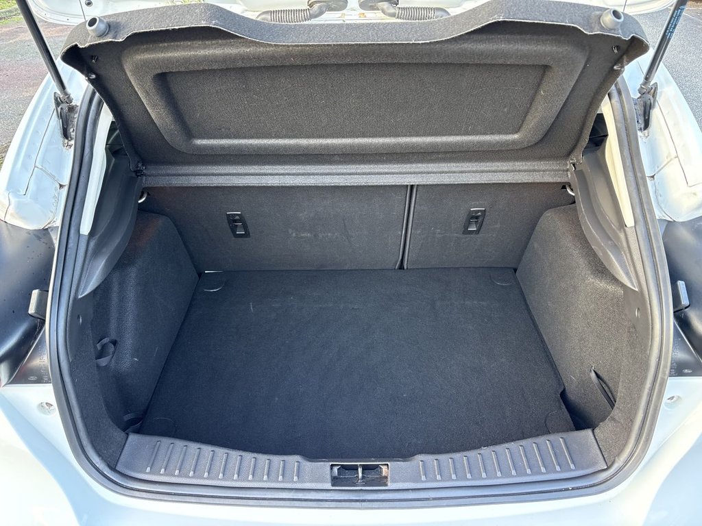 Used Ford Focus 2015 for sale - 77427884: Photo 11