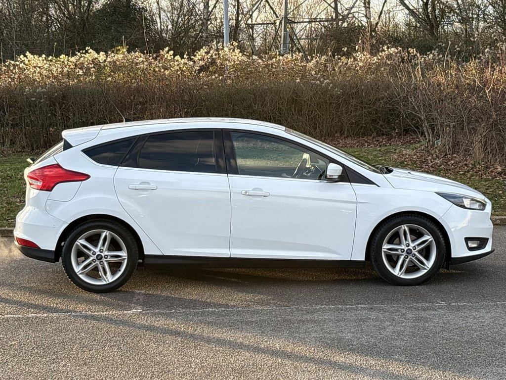 Used Ford Focus 2015 for sale - 77427884: Photo 6