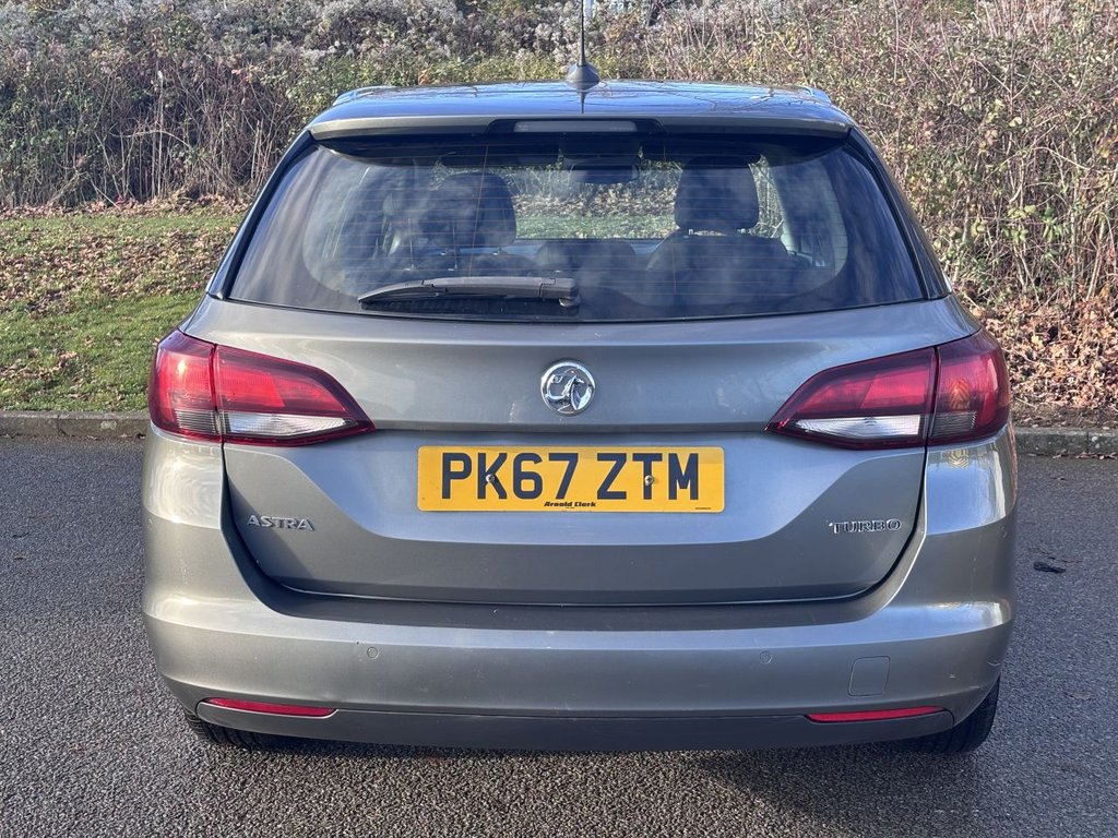Used Vauxhall Astra 2017 for sale - 76792053: Photo 4