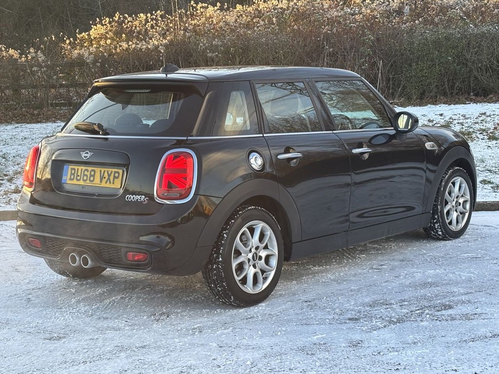 Used MINI Hatch 2018 for sale - 77110505: Photo 5