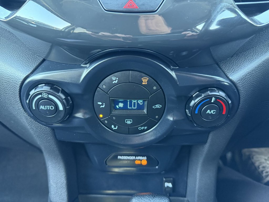 Used Ford Ecosport 2017 for sale - 77936058: Photo 17