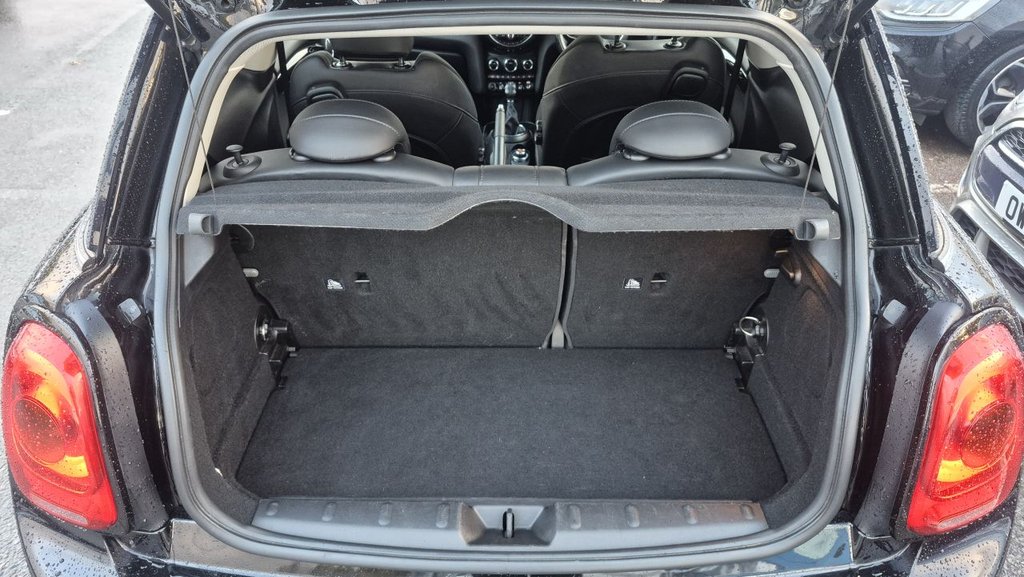 Used MINI Hatch 2018 for sale - 76385972: Photo 11