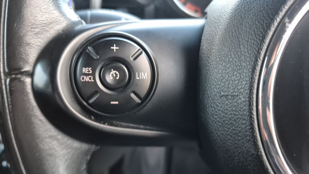 Used MINI Hatch 2018 for sale - 76385972: Photo 12