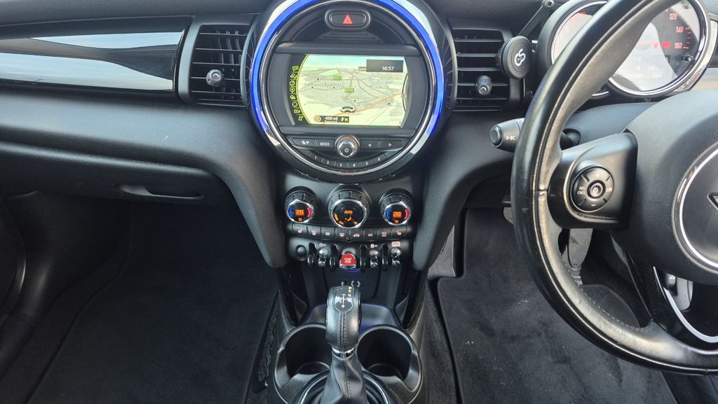 Used MINI Hatch 2018 for sale - 76385972: Photo 18