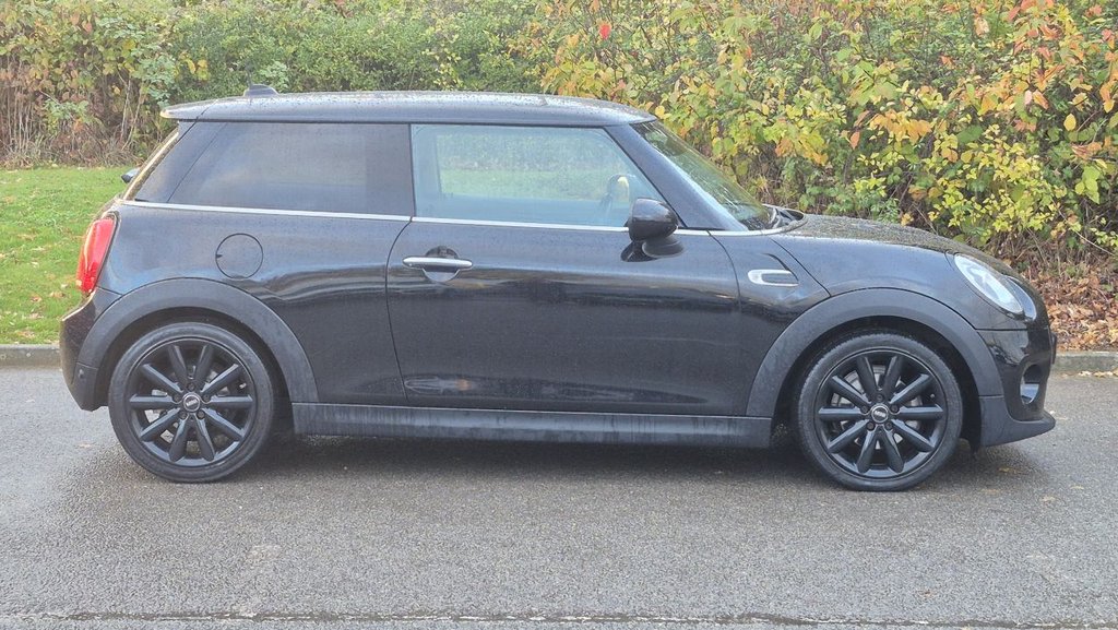 Used MINI Hatch 2018 for sale - 76385972: Photo 6