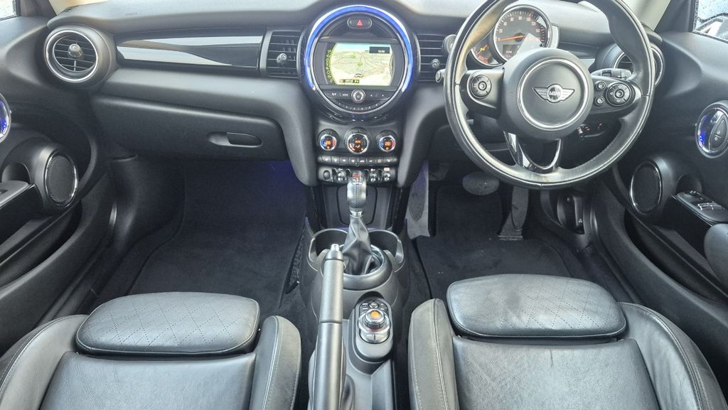 Used MINI Hatch 2018 for sale - 76385972: Photo 9