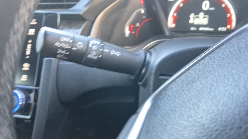 Used Honda Civic 2017 for sale - 76367442: Photo 13