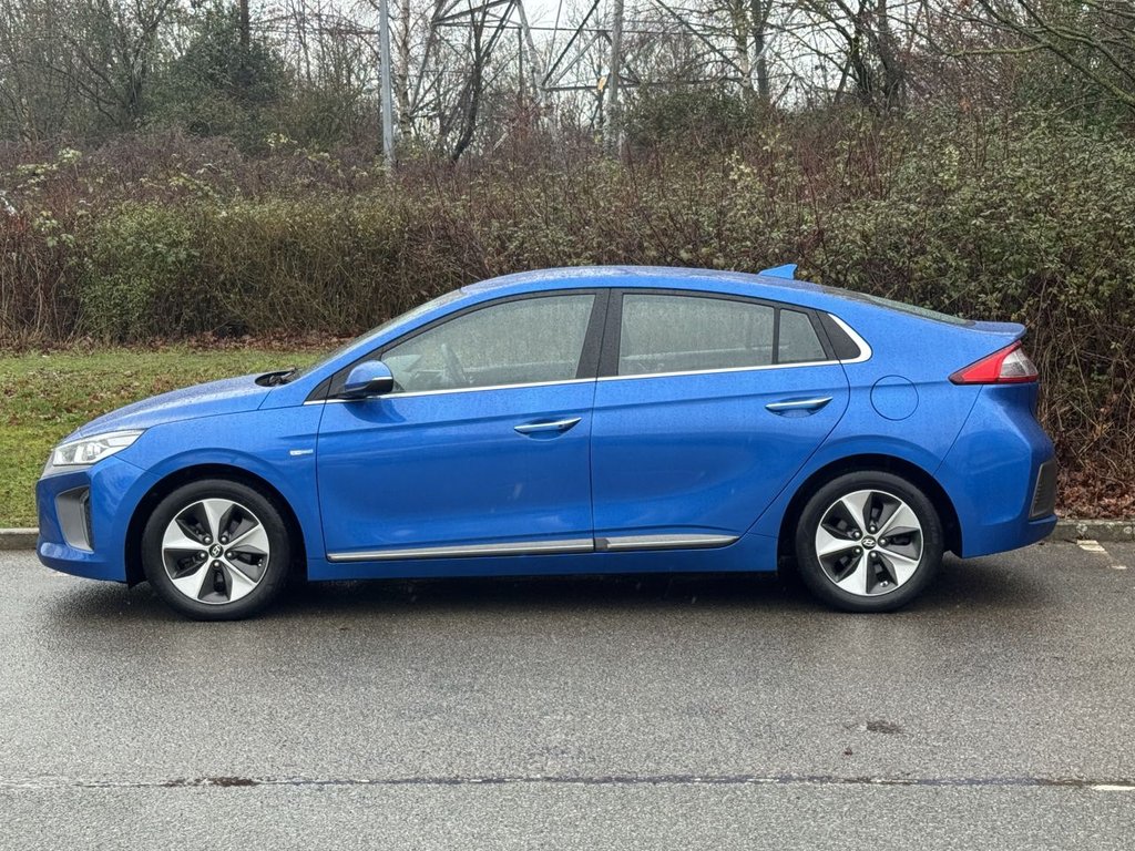 Used Hyundai IONIQ 2017 for sale - 77153221: Photo 2