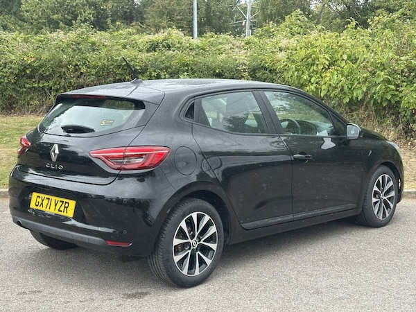Used Renault Clio 2022 for sale - 76202435: Photo 5