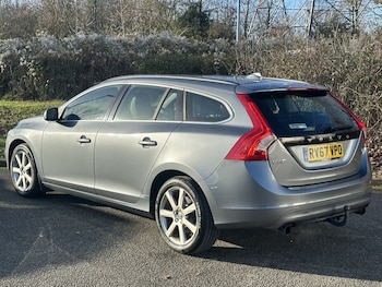 Used Volvo V60 2017 for sale - 77007166: Photo