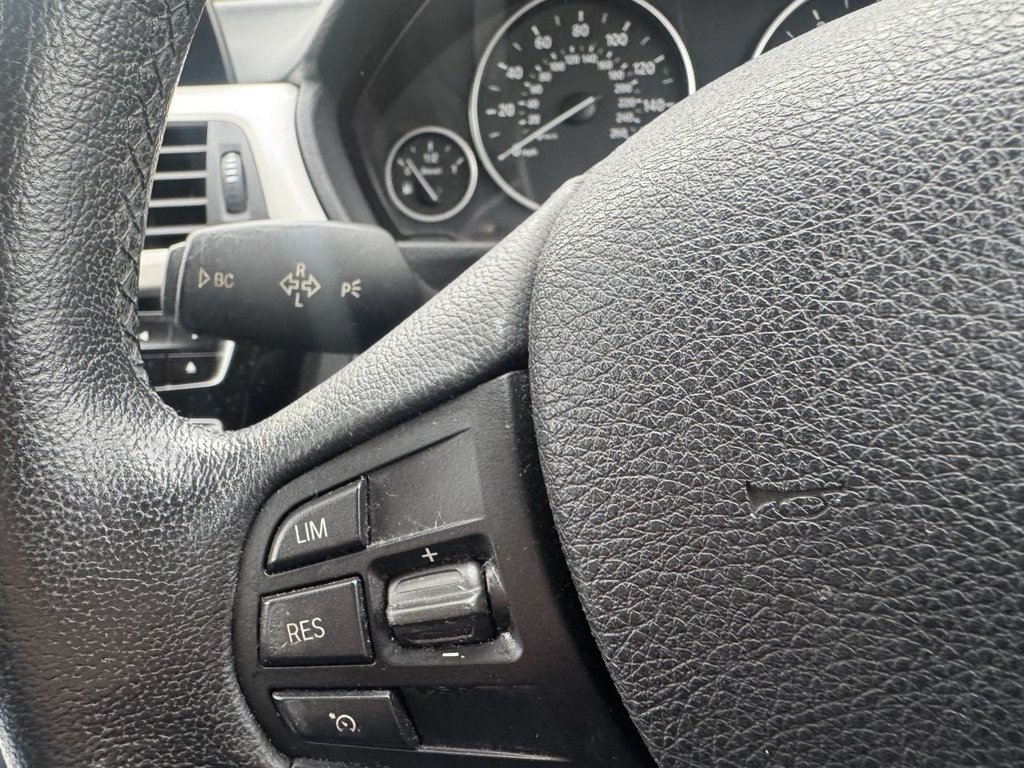 Used BMW 3 Series 2016 for sale - 76266659: Photo 12