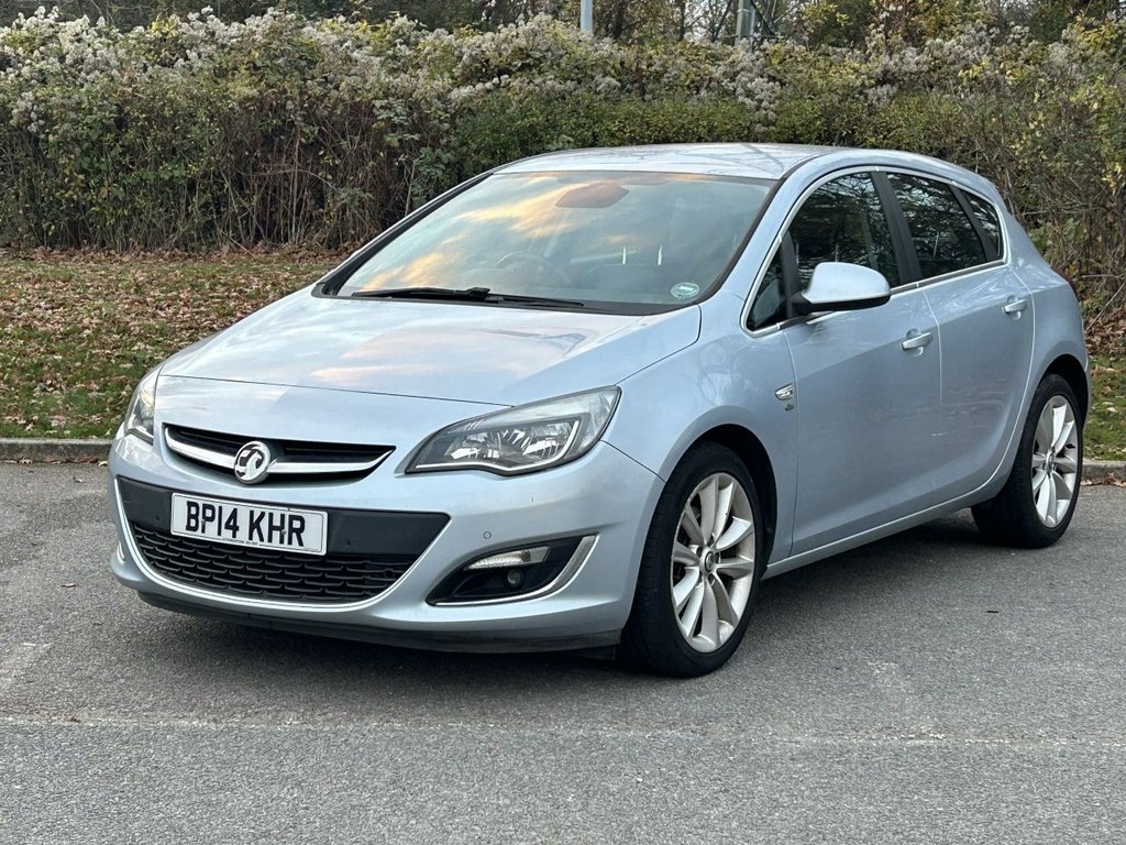 Used Vauxhall Astra 2014 for sale - 76623311: Photo 1
