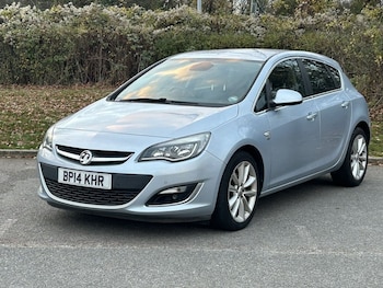 Vauxhall - Astra