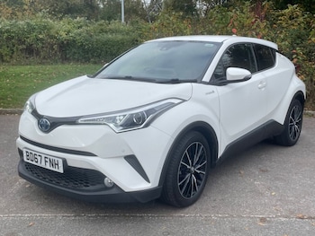 2017 (67) - 1.8 VVT-h Excel SUV 5dr Petrol Hybrid CVT Euro 6 (s/s) (122 ps)