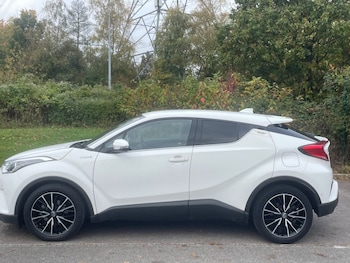 Used Toyota C-HR 2017 for sale - 75542693: Photo