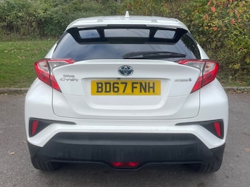 Used Toyota C-HR 2017 for sale - 75542693: Photo