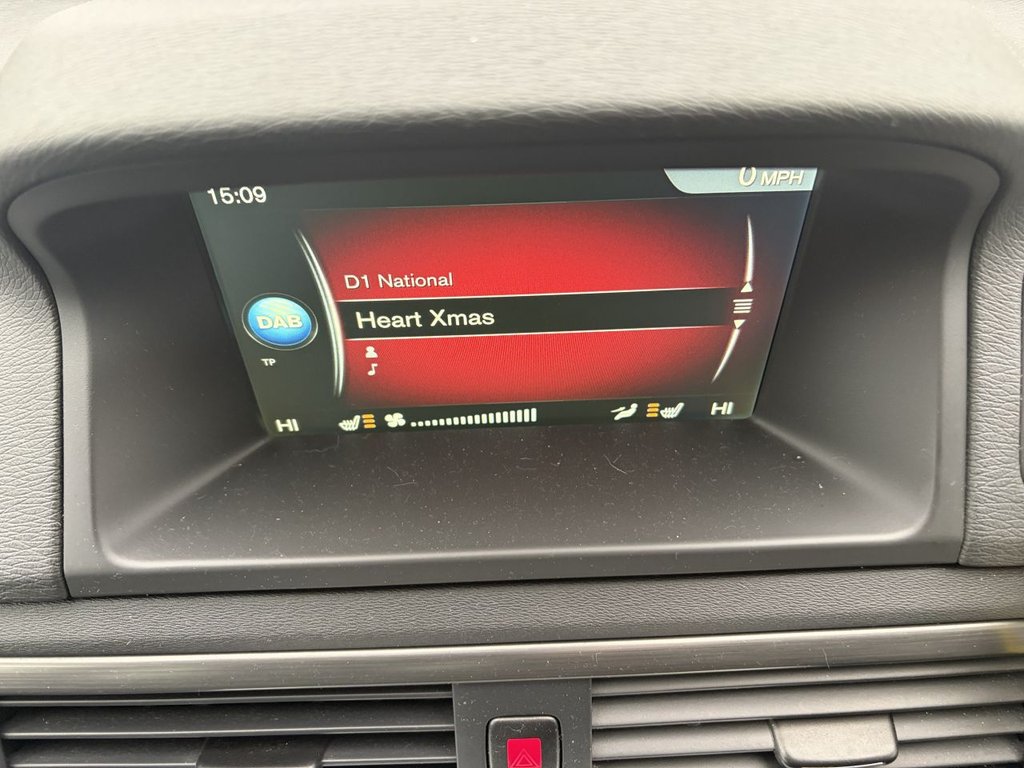 Used Volvo XC70 2014 for sale - 76820330: Photo 11