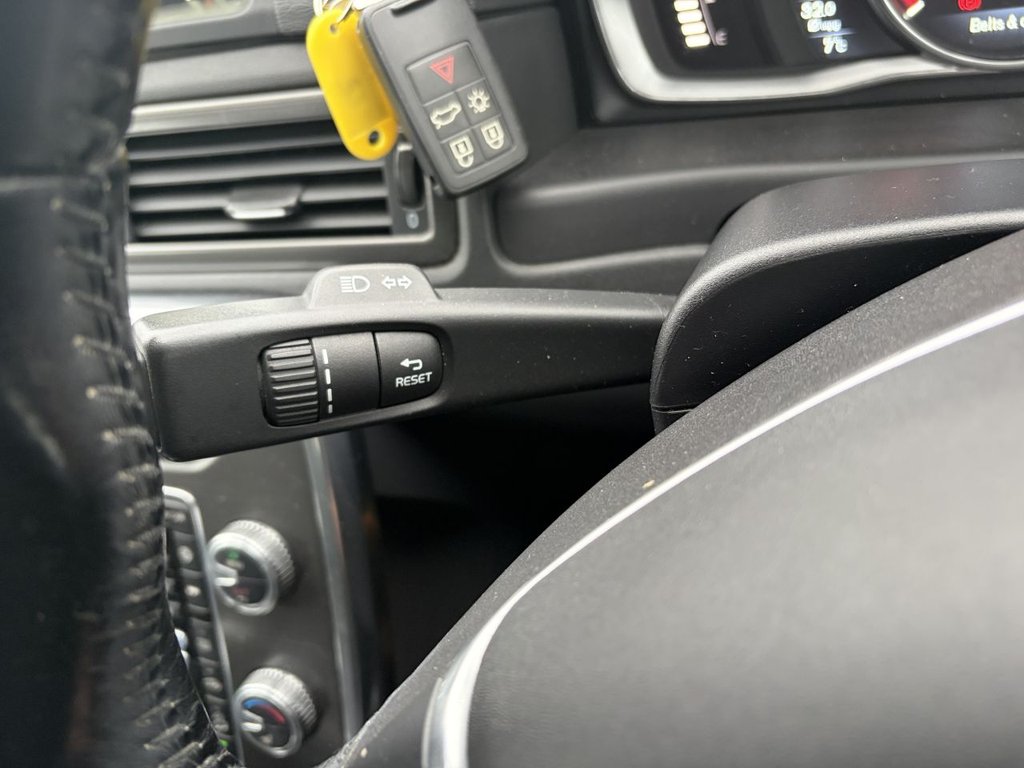 Used Volvo XC70 2014 for sale - 76820330: Photo 15