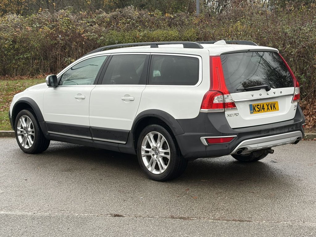 Used Volvo XC70 2014 for sale - 76820330: Photo 3