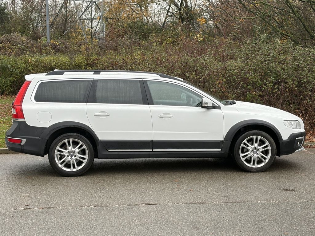 Used Volvo XC70 2014 for sale - 76820330: Photo 5