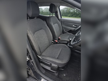 Used Dacia Duster 2020 for sale - 78287828: Photo