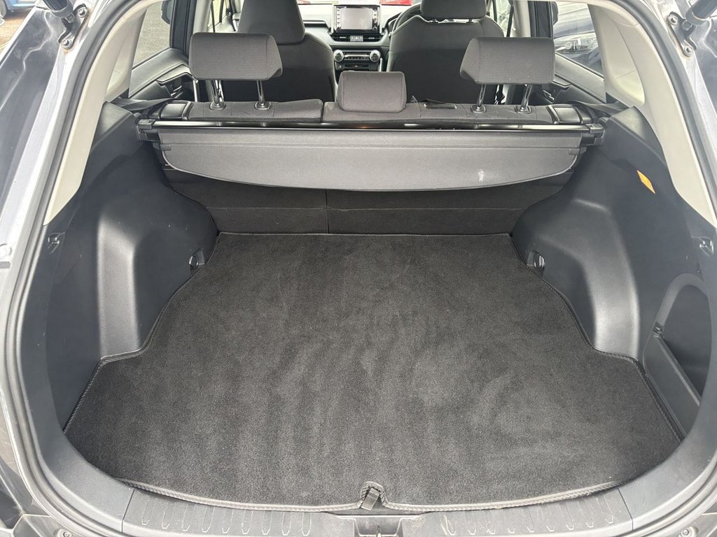 Used Toyota RAV4 2020 for sale - 76417143: Photo 11