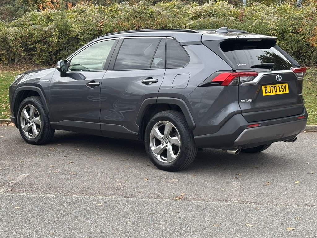 Used Toyota RAV4 2020 for sale - 76417143: Photo 3