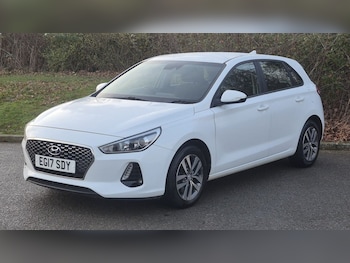 Used Hyundai i30 2017 for sale - 77026930: Photo