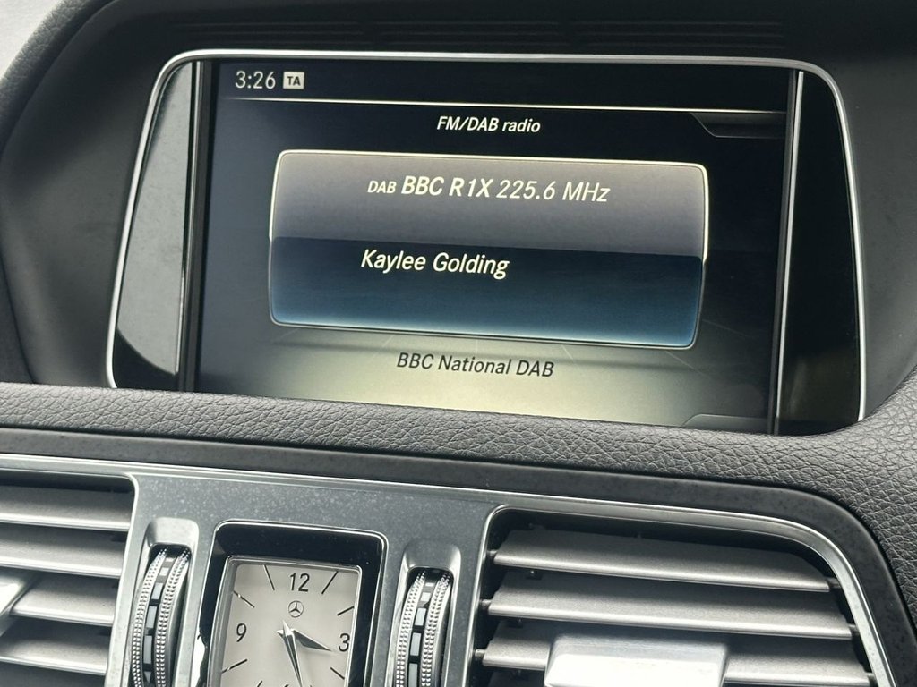 Used Mercedes-Benz E-Class 2015 for sale - 76162812: Photo 18