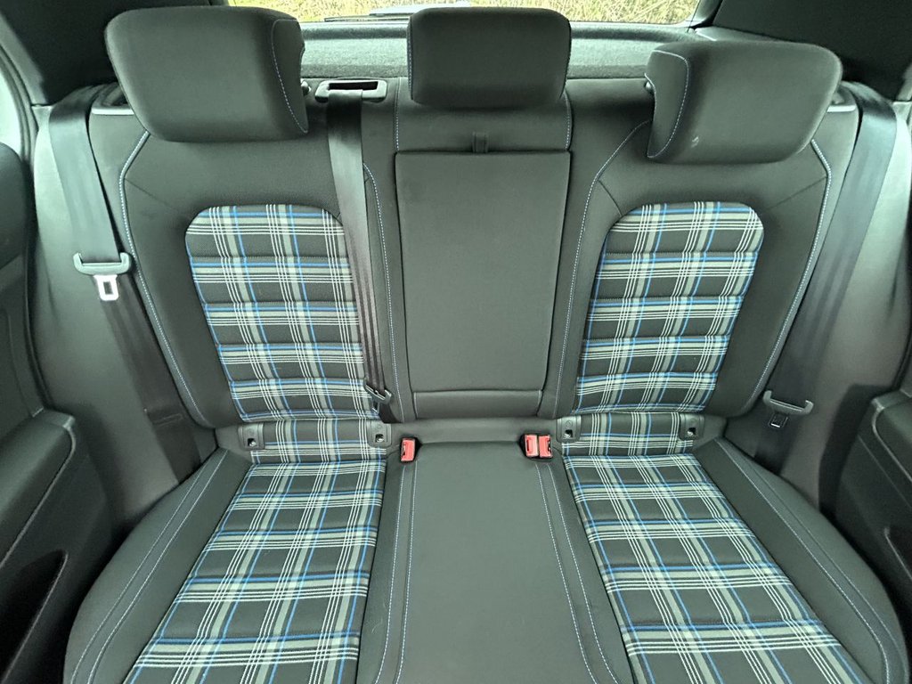 Used Volkswagen Golf 2020 for sale - 77747896: Photo 10