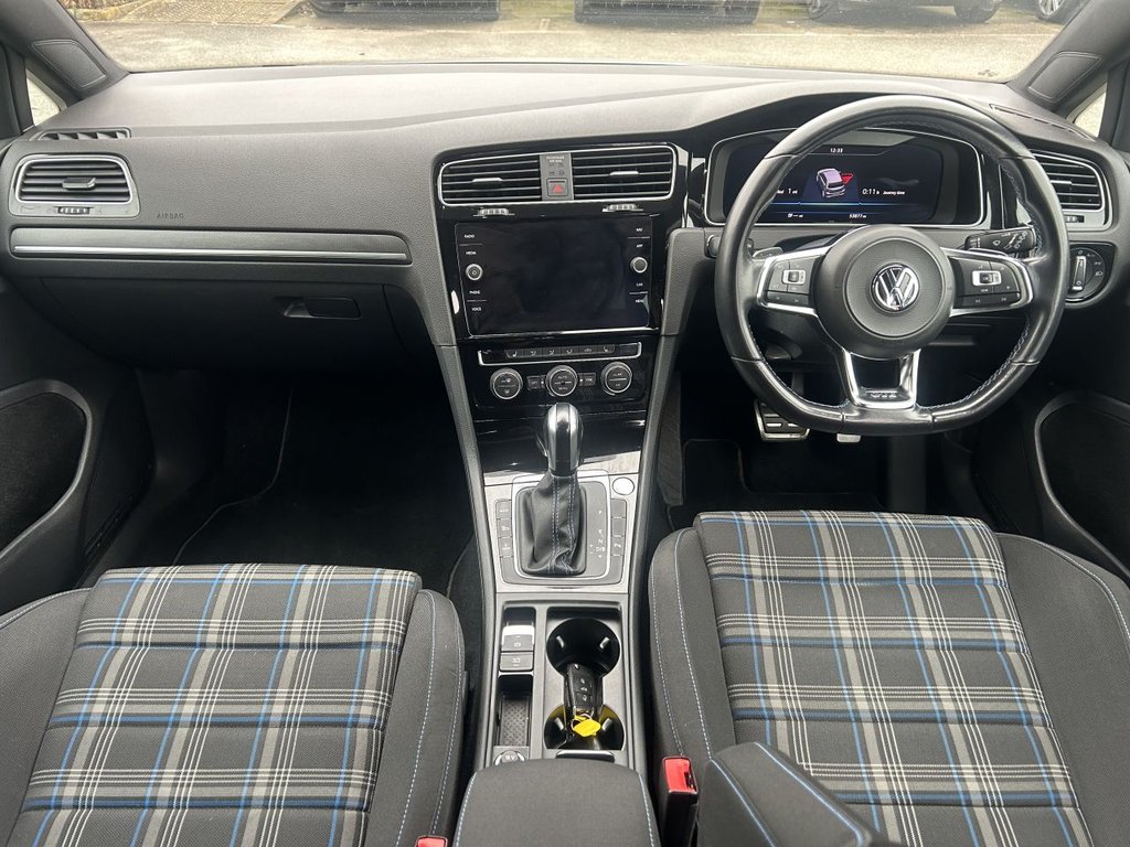 Used Volkswagen Golf 2020 for sale - 77747896: Photo 9