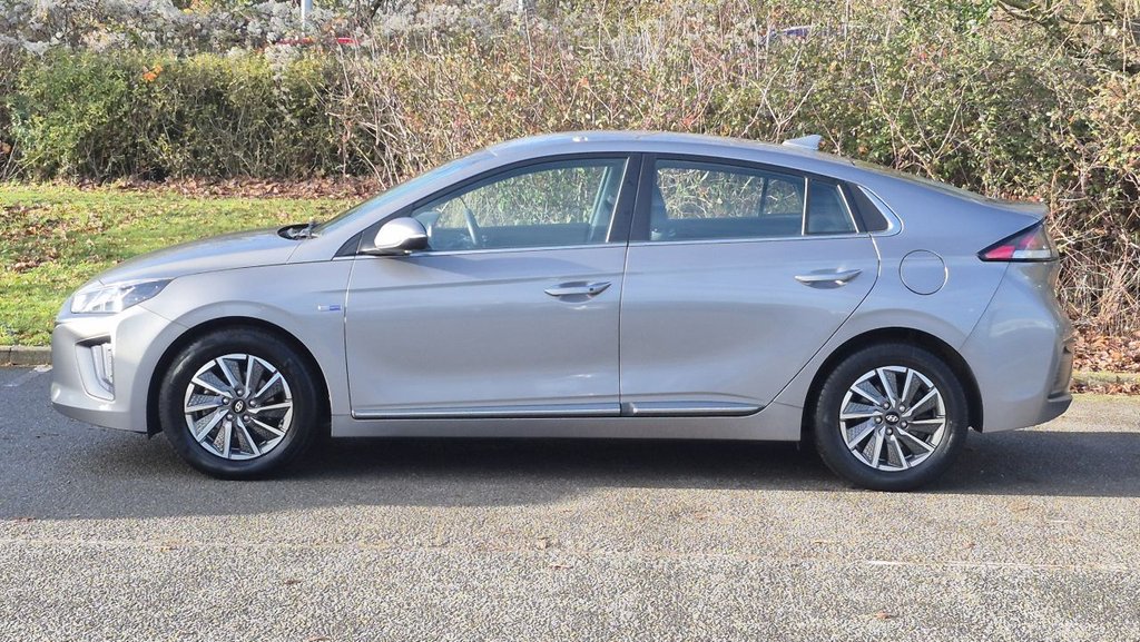 Used Hyundai IONIQ 2021 for sale - 76909773: Photo 2