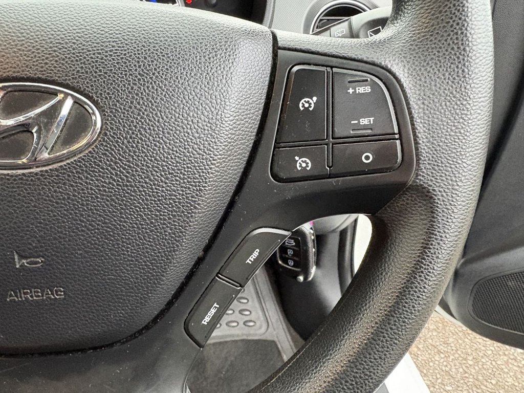 Used Hyundai i10 2017 for sale - 77368869: Photo 14