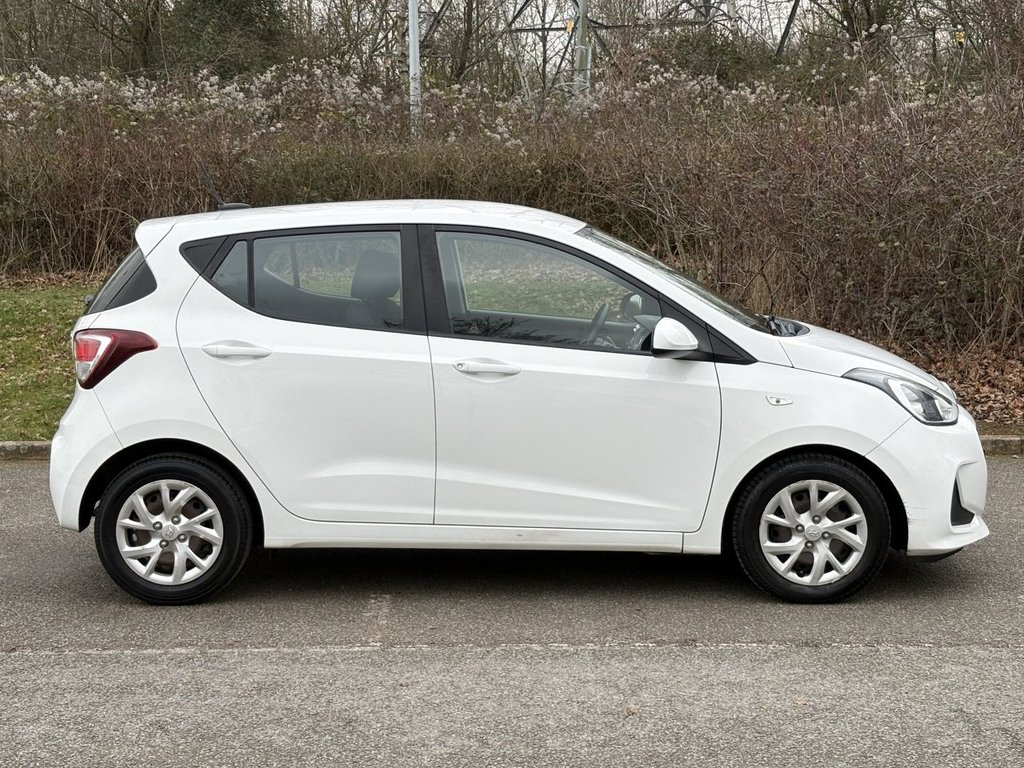 Used Hyundai i10 2017 for sale - 77368869: Photo 6