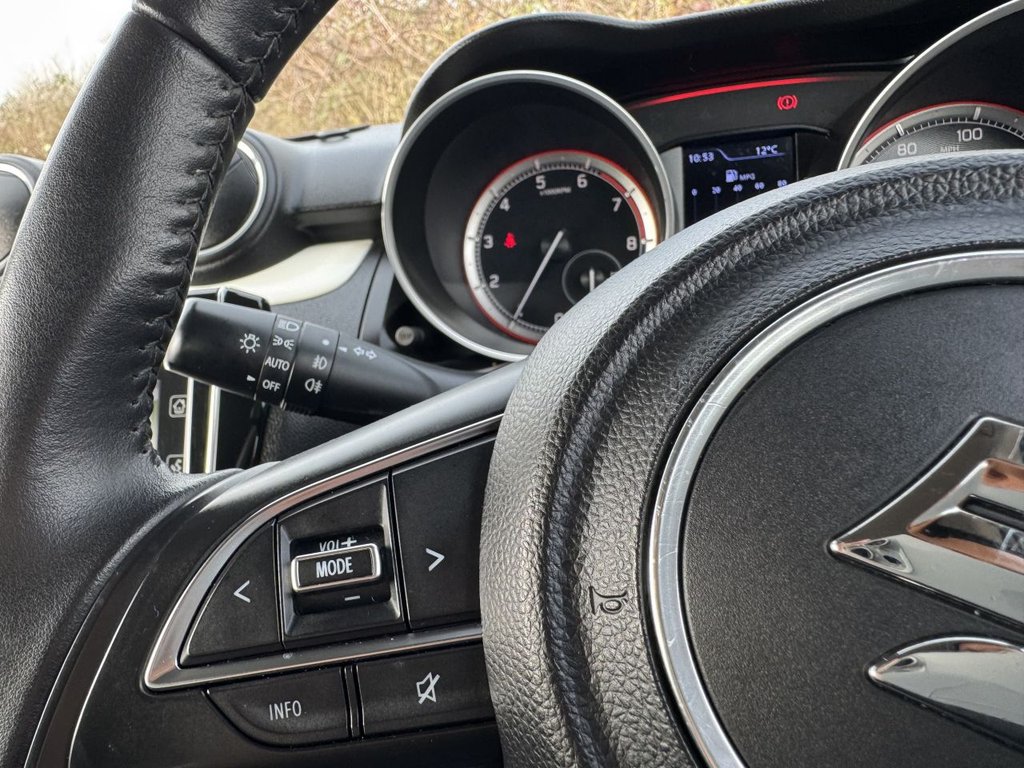 Used Suzuki Swift 2018 for sale - 77779926: Photo 11