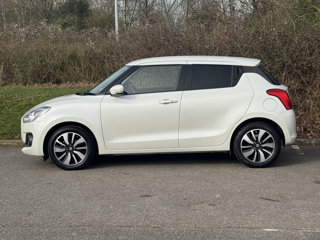Used Suzuki Swift 2018 for sale - 77779926: Photo 2