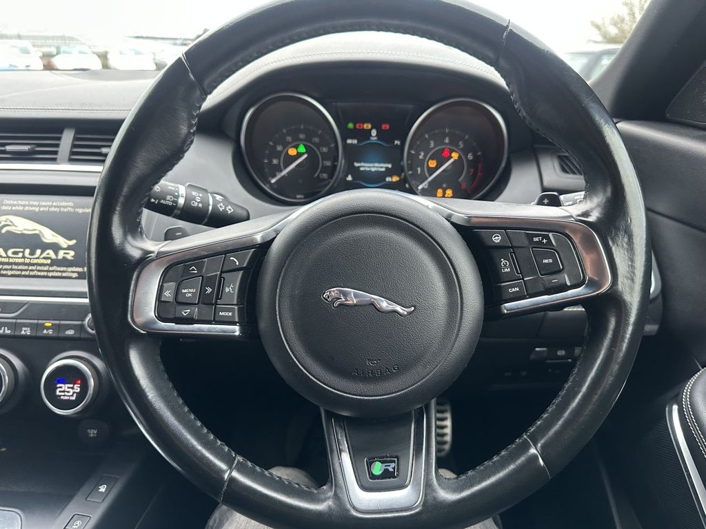 Used Jaguar E-Pace 2019 for sale - 76797931: Photo 12