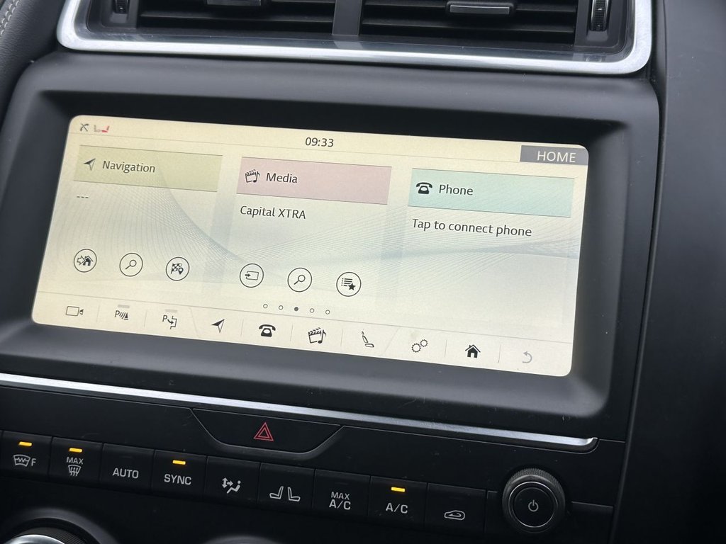 Used Jaguar E-Pace 2019 for sale - 76797931: Photo 17