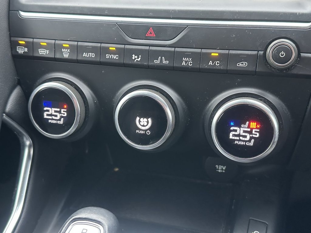 Used Jaguar E-Pace 2019 for sale - 76797931: Photo 22