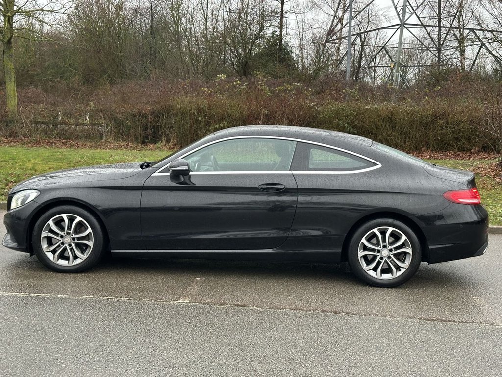 Used Mercedes-Benz C Class 2016 for sale - 77341201: Photo 2