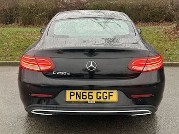 Used Mercedes-Benz C Class 2016 for sale - 77341201: Photo