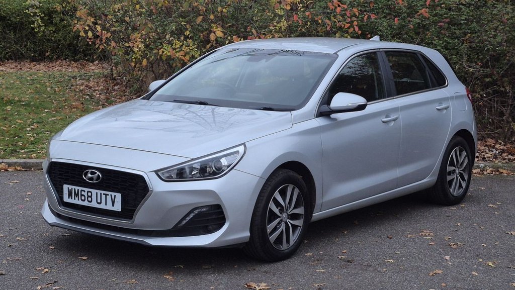 Used Hyundai i30 2019 for sale - 76453945: Photo 1