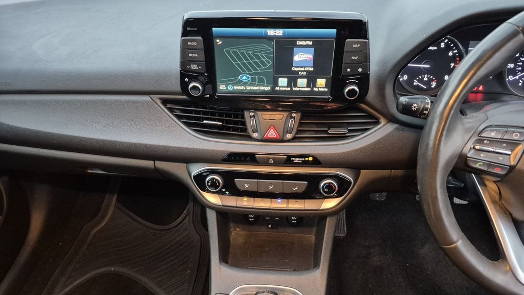 Used Hyundai i30 2019 for sale - 76453945: Photo 18