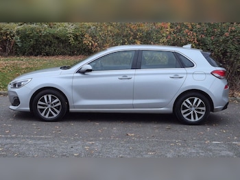 Used Hyundai i30 2019 for sale - 76453945: Photo